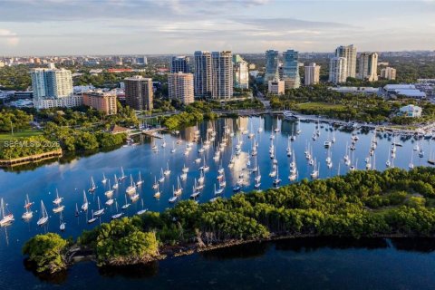 Copropriété à louer à Miami, Floride: 1 chambre, 56.67 m2 № 2085701 - photo 17
