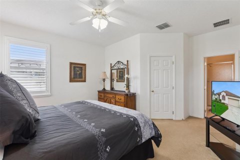 Villa ou maison à vendre à Davenport, Floride: 4 chambres, 177.44 m2 № 2302210 - photo 15