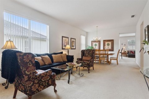Villa ou maison à vendre à Davenport, Floride: 4 chambres, 177.44 m2 № 2302210 - photo 4