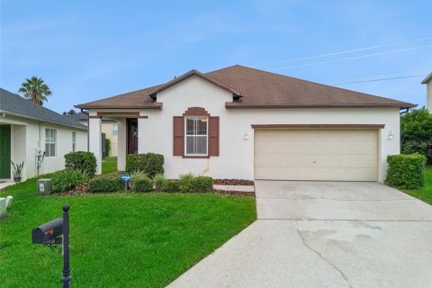 House in Davenport, Florida 4 bedrooms, 177.44 sq.m. № 2302210