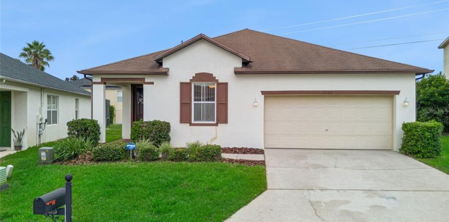 Villa ou maison à Davenport, Floride 4 chambres, 177.44 m2 № 2302210