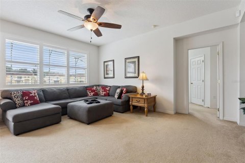 Villa ou maison à vendre à Davenport, Floride: 4 chambres, 177.44 m2 № 2302210 - photo 7