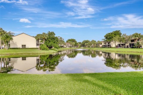 Touwnhouse à louer à Coconut Creek, Floride: 2 chambres, 115.57 m2 № 2016281 - photo 26