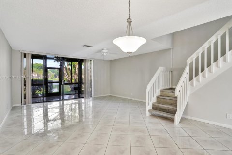 Touwnhouse à louer à Coconut Creek, Floride: 2 chambres, 115.57 m2 № 2016281 - photo 10