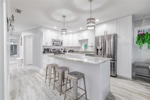 House in New Port Richey, Florida 2 bedrooms, 112.97 sq.m. № 1625555 - photo 25