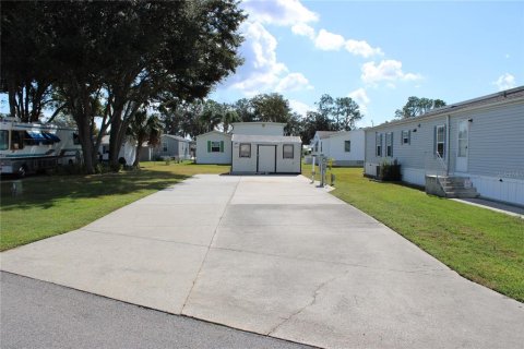 Terreno en venta en Polk City, Florida № 836466 - foto 1