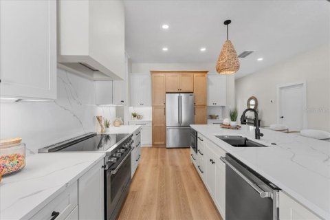 Casa en venta en Saint Petersburg, Florida, 4 dormitorios, 271 m2 № 2223683 - foto 15