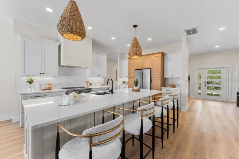 Casa en venta en Saint Petersburg, Florida, 4 dormitorios, 271 m2 № 2223683 - foto 11