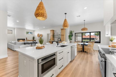 Casa en venta en Saint Petersburg, Florida, 4 dormitorios, 271 m2 № 2223683 - foto 12