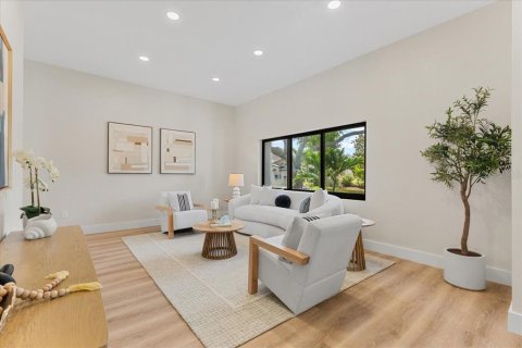 Casa en venta en Saint Petersburg, Florida, 4 dormitorios, 271 m2 № 2223683 - foto 7