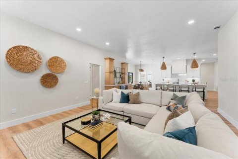 Casa en venta en Saint Petersburg, Florida, 4 dormitorios, 271 m2 № 2223683 - foto 23