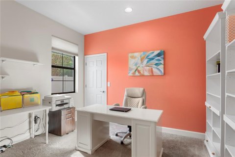 House in Tampa, Florida 4 bedrooms, 217.58 sq.m. № 1916302 - photo 25