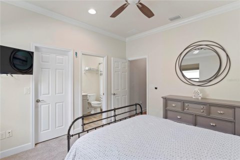 House in Tampa, Florida 4 bedrooms, 217.58 sq.m. № 1916302 - photo 27