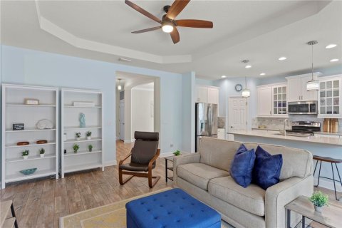 House in Tampa, Florida 4 bedrooms, 217.58 sq.m. № 1916302 - photo 13