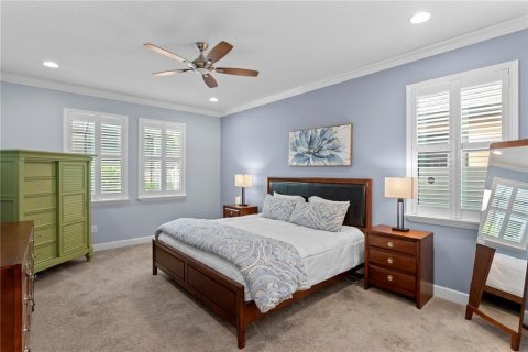 House in Tampa, Florida 4 bedrooms, 217.58 sq.m. № 1916302 - photo 17