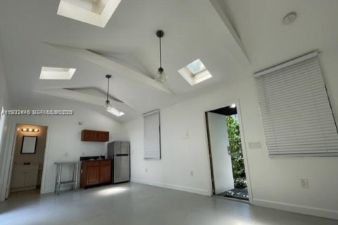 Studio à Miami, Floride № 2090123