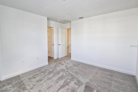 Townhouse in Orlando, Florida 3 bedrooms, 159.51 sq.m. № 1845140 - photo 14
