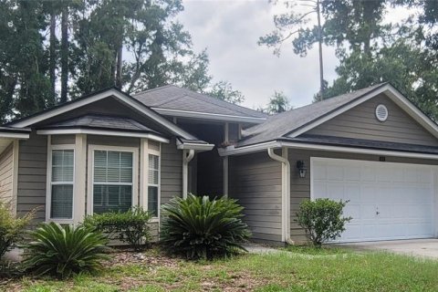 House in Gainesville, Florida 3 bedrooms, 154.12 sq.m. № 2200739