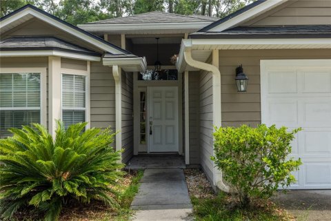House in Gainesville, Florida 3 bedrooms, 154.12 sq.m. № 2200739 - photo 6