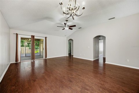 House in Gainesville, Florida 3 bedrooms, 154.12 sq.m. № 2200739 - photo 24