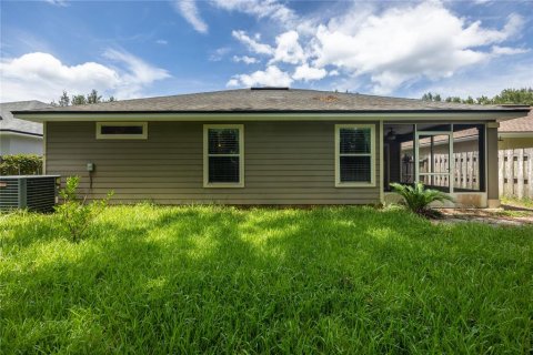 House in Gainesville, Florida 3 bedrooms, 154.12 sq.m. № 2200739 - photo 16