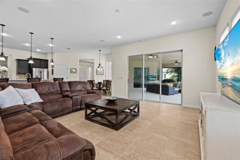 Casa en venta en Bradenton, Florida, 4 dormitorios, 289.86 m2 № 1912157 - foto 24