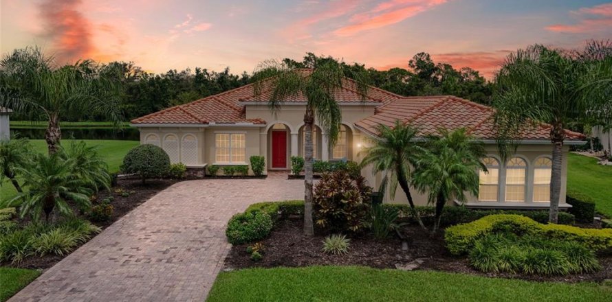 Casa en Bradenton, Florida 4 dormitorios, 289.86 m2 № 1912157
