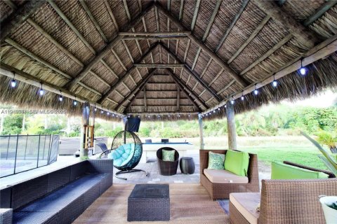 Casa en venta en Homestead, Florida, 5 dormitorios, 265.98 m2 № 2002932 - foto 26