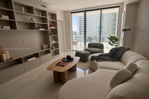 Casa en Miami, Florida 1 dormitorio, 64.66 m2 № 1999886