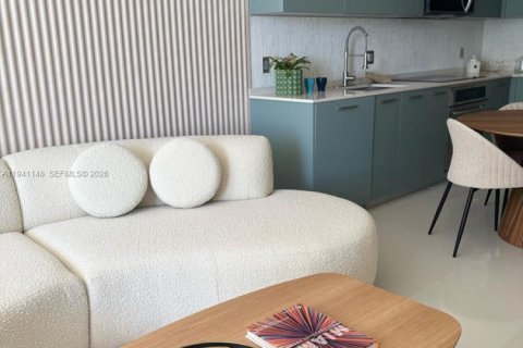 Casa en venta en Miami, Florida, 1 dormitorio, 64.66 m2 № 1999886 - foto 5