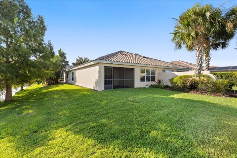 House in Orlando, Florida 3 bedrooms, 144.37 sq.m. № 1854256 - photo 2