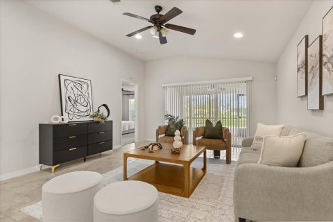 House in Orlando, Florida 3 bedrooms, 144.37 sq.m. № 1854256 - photo 13