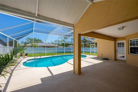 House in Palm Coast, Florida 3 bedrooms, 166.39 sq.m. № 1662956 - photo 29