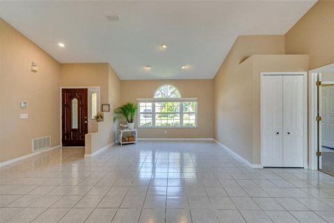 House in Palm Coast, Florida 3 bedrooms, 166.39 sq.m. № 1662956 - photo 4
