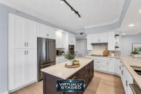 Copropriété à vendre à Hutchinson Island South, Floride: 3 chambres, 256.32 m2 № 2188456 - photo 24