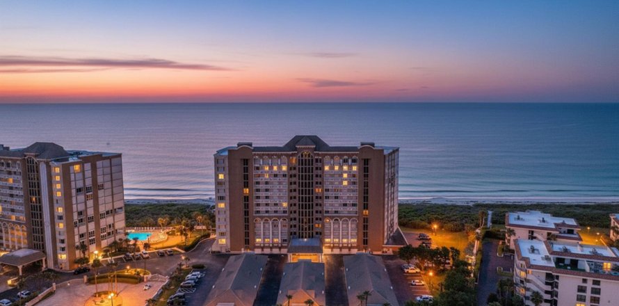 Condo à Hutchinson Island South, Floride, 3 chambres № 2188456