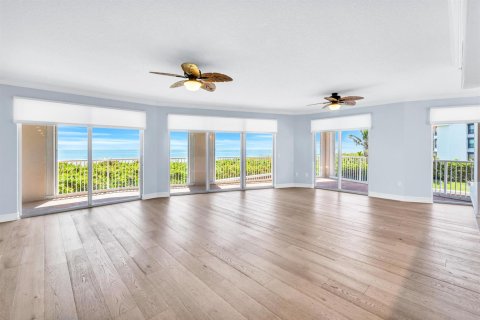 Copropriété à vendre à Hutchinson Island South, Floride: 3 chambres, 256.32 m2 № 2188456 - photo 4