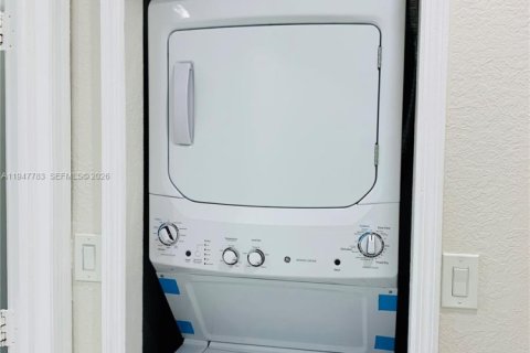 Снять в аренду кондоминиум в Хайалиа, Флорида 2 спальни, 95.69м2, № 2003874 - фото 13