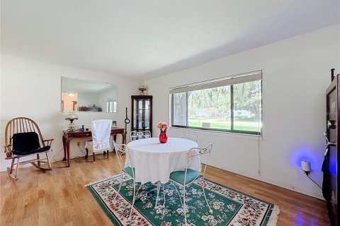 Villa ou maison à vendre à Tavares, Floride: 3 chambres, 176.42 m2 № 2306029 - photo 7