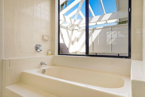 Condominio en venta en Stuart, Florida, 2 dormitorios, 148.46 m2 № 2087364 - foto 26