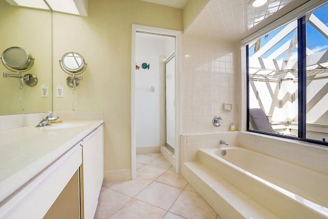 Condominio en venta en Stuart, Florida, 2 dormitorios, 148.46 m2 № 2087364 - foto 25