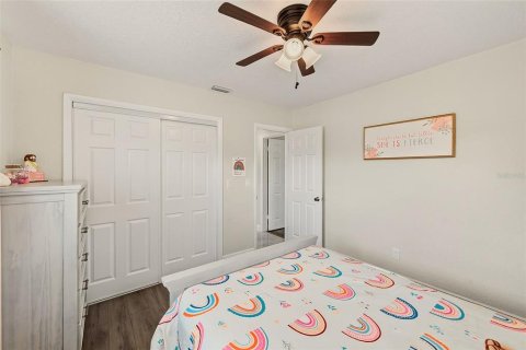 House in Clearwater, Florida 4 bedrooms, 154.96 sq.m. № 2304532 - photo 19