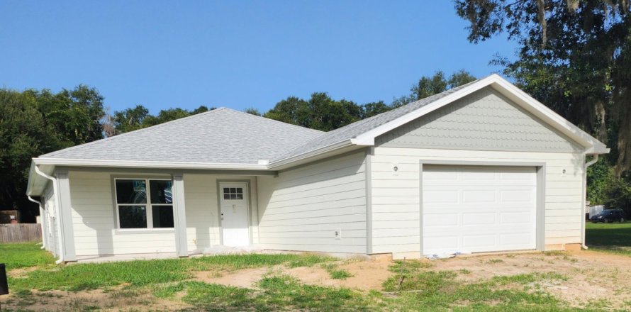 Casa en Satsuma, Florida 3 dormitorios, 122.45 m2 № 770299