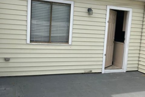 Condo in Altamonte Springs, Florida, 3 bedrooms  № 1608939 - photo 17