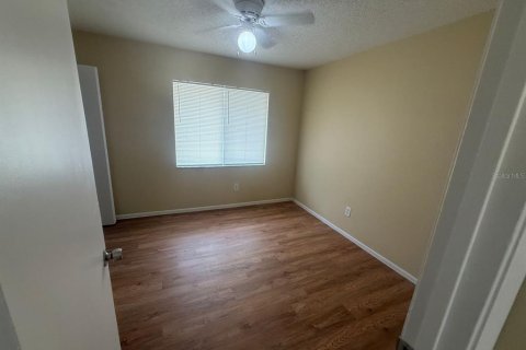 Touwnhouse à louer à Winter Springs, Floride: 2 chambres, 86.4 m2 № 2096029 - photo 4