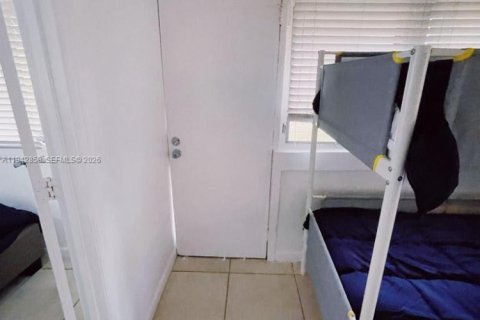 Villa ou maison à louer à Miami, Floride: 3 chambres, 155.89 m2 № 2152773 - photo 20