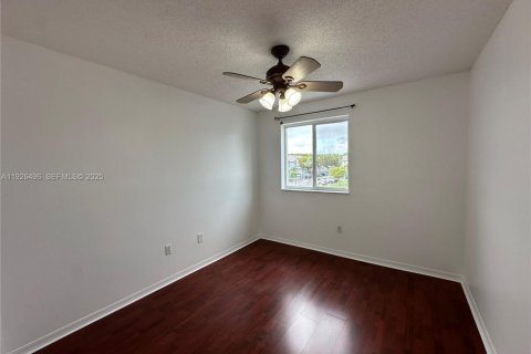 Townhouse in Homestead, Florida 3 bedrooms, 134.89 sq.m. № 1986416 - photo 29