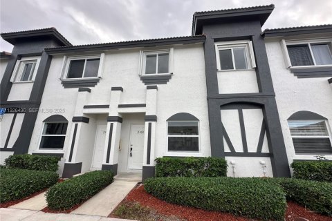 Townhouse in Homestead, Florida 3 bedrooms, 134.89 sq.m. № 1986416