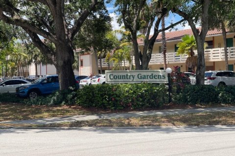 Снять в аренду кондоминиум в Корал-Спрингс, Флорида 2 спальни, 71.26м2, № 1933234 - фото 15