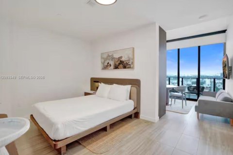 Condo in Miami Beach, Florida, 1 bedroom  № 2392077 - photo 10
